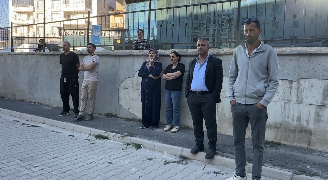 Yüksekova’da 30 bin öğrenci ders başı yaptı