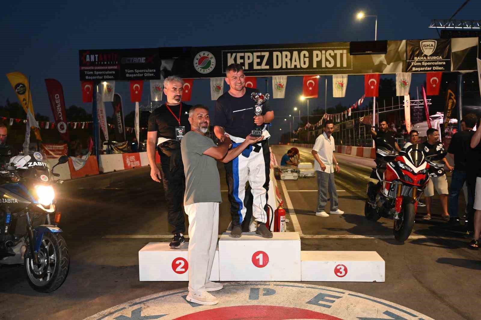 Kepez’de otodrag heyecanı ödül töreniyle sonuçlandı