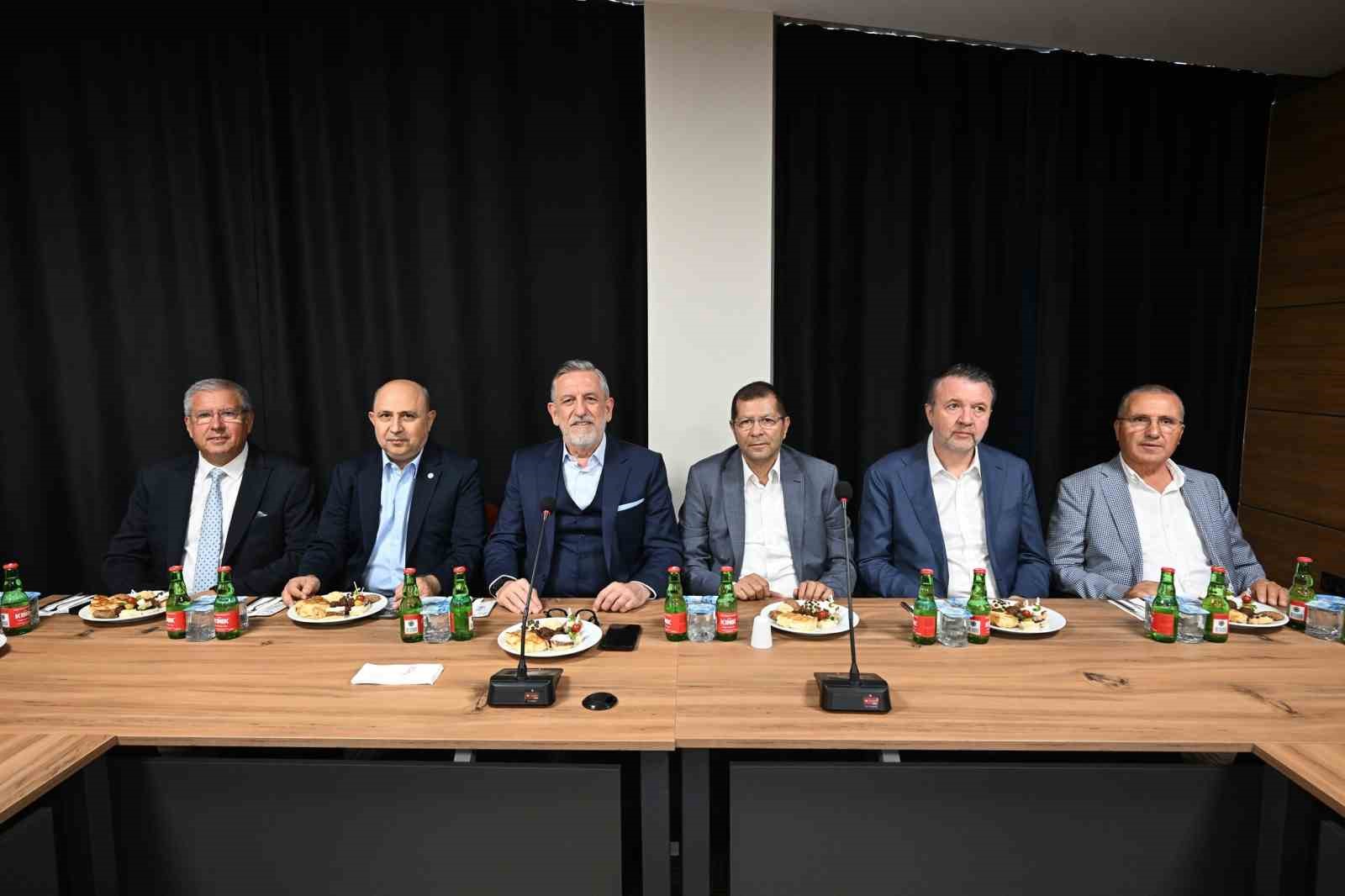 BTSO Başkanı İbrahim Burkay Kayapa OSB’deki firmalarla buluştu