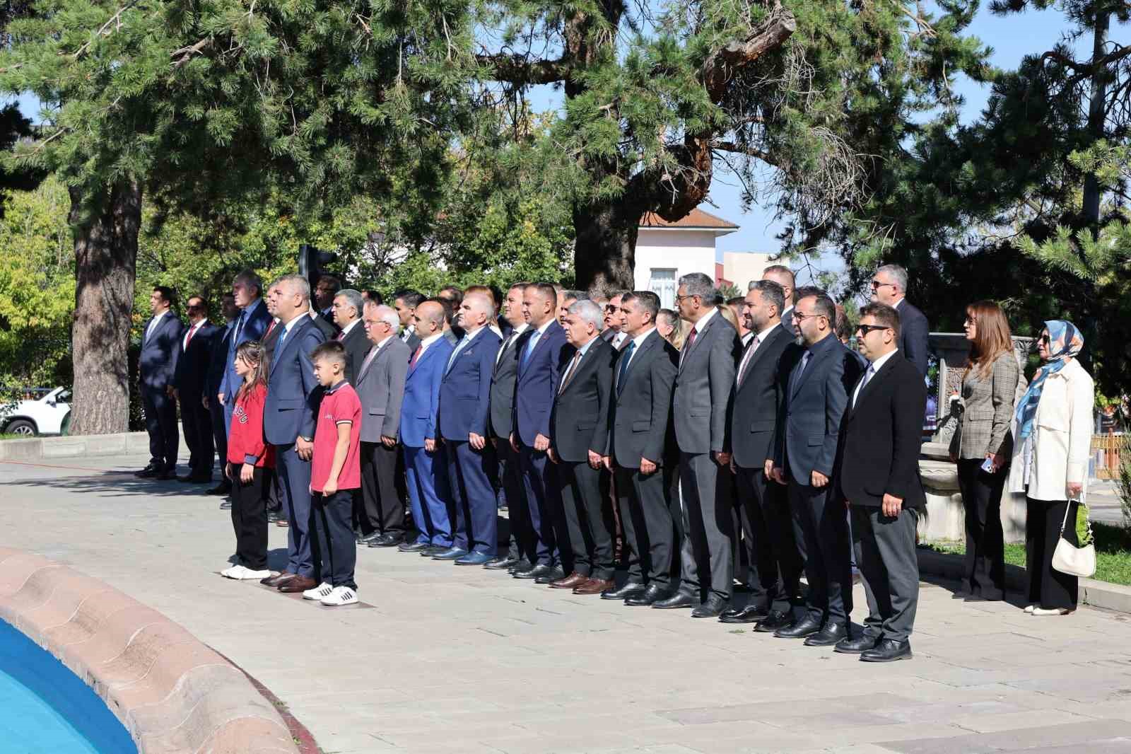 Erzurum’da ilk ders zili çaldı