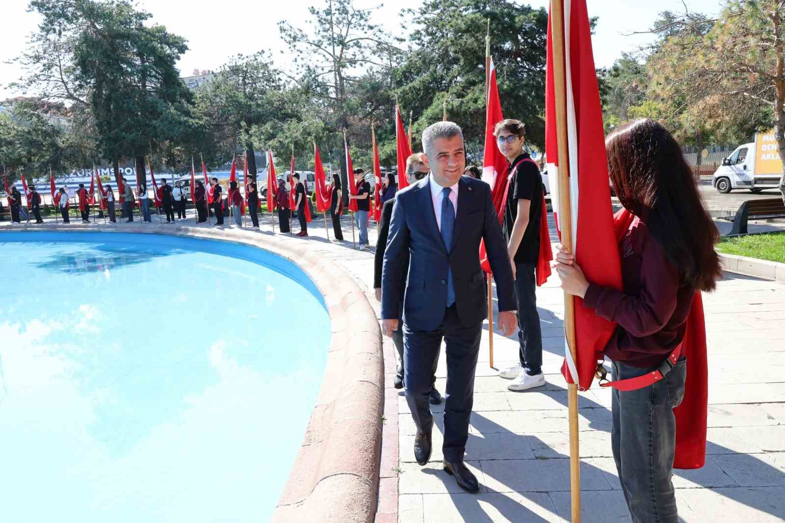 Erzurum’da ilk ders zili çaldı