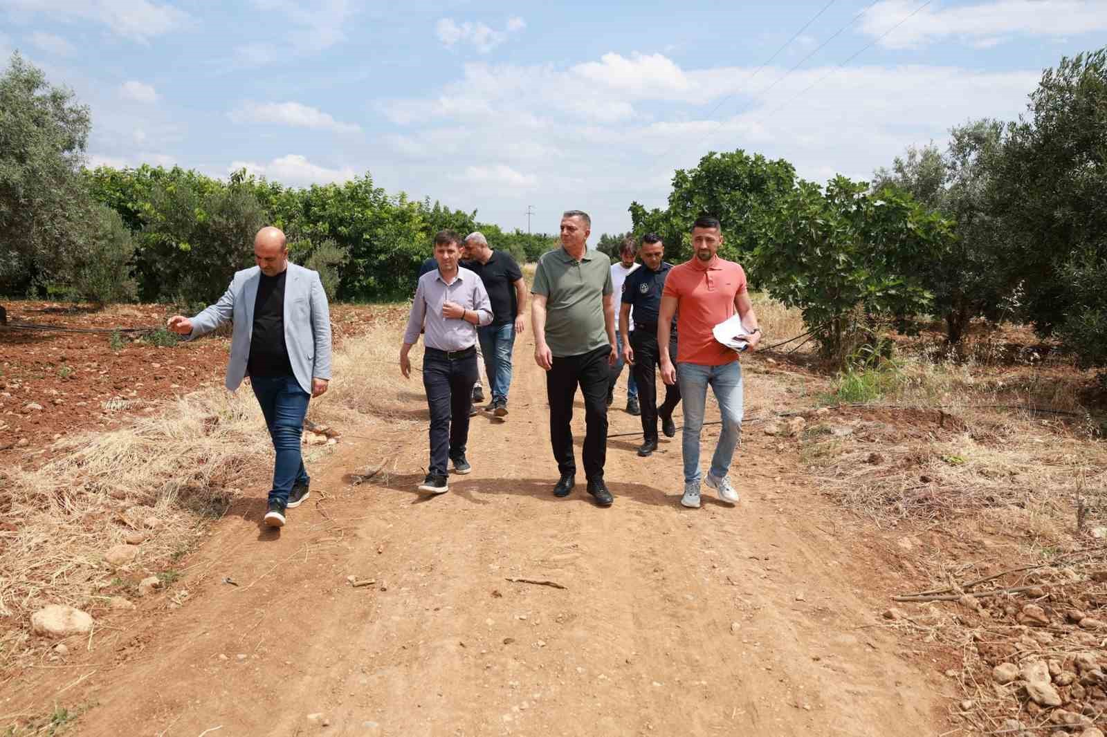 Şehzadeler’de ova yollarında çalışmaların yüzde 72’si tamamlandı