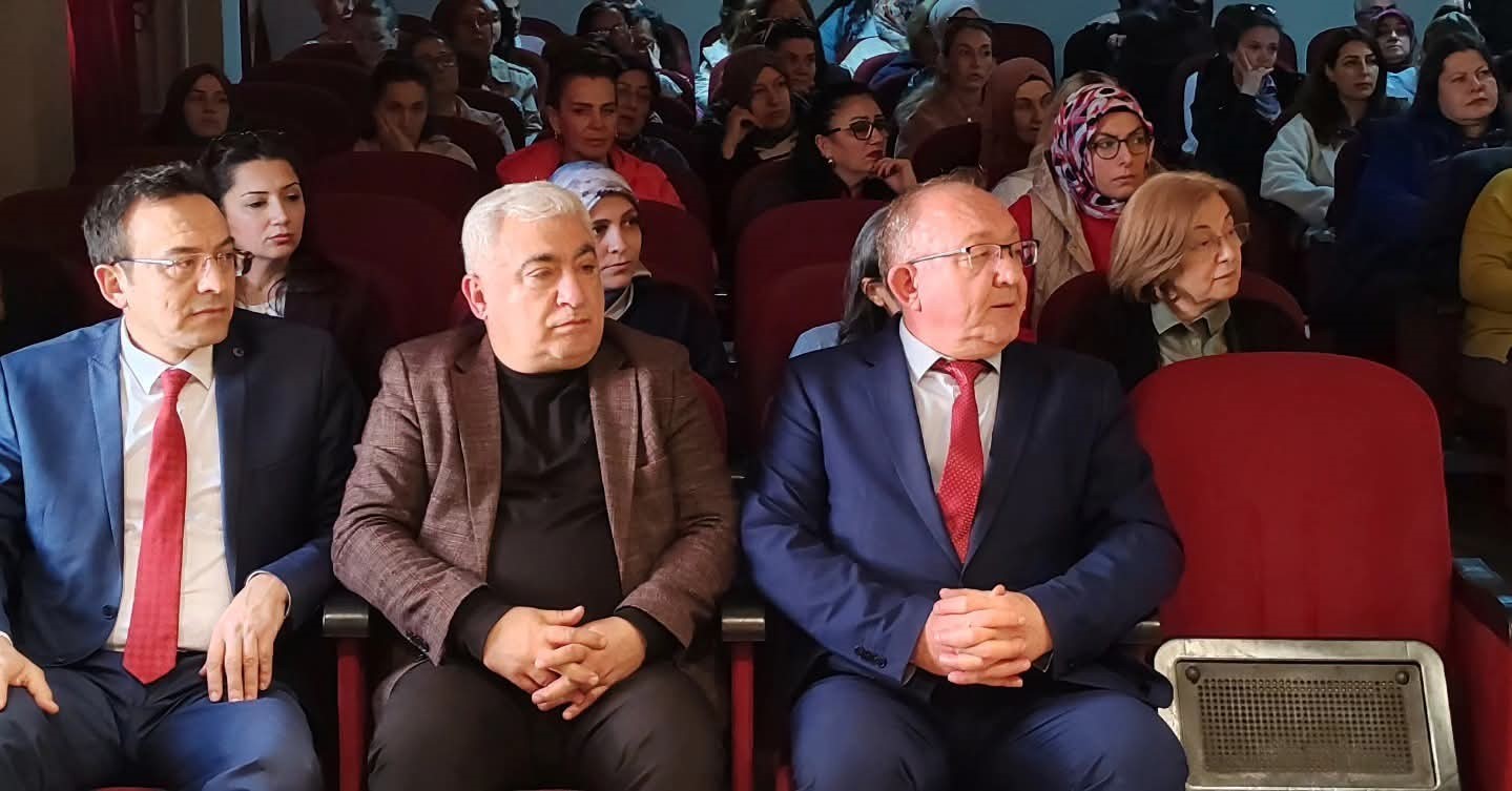 Bandırma’da Aile Yılı’nda dev eğitim hamlesi, kadınlar sanayide, veliler okulda güçleniyor