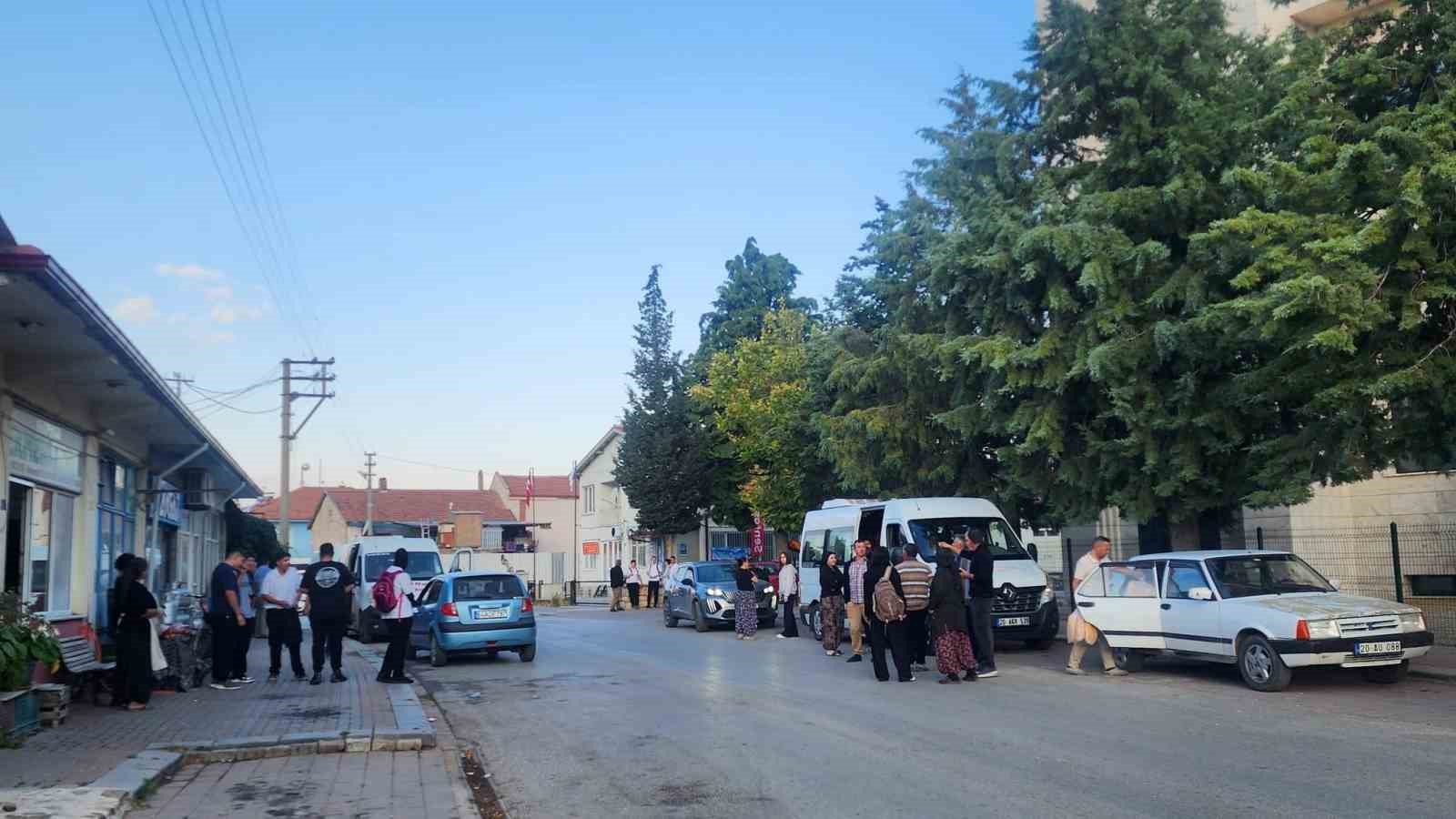 Başkan Dombaycı; "Her eğitim yılı öğrencilerin gelişimine açılan kapıdır"
