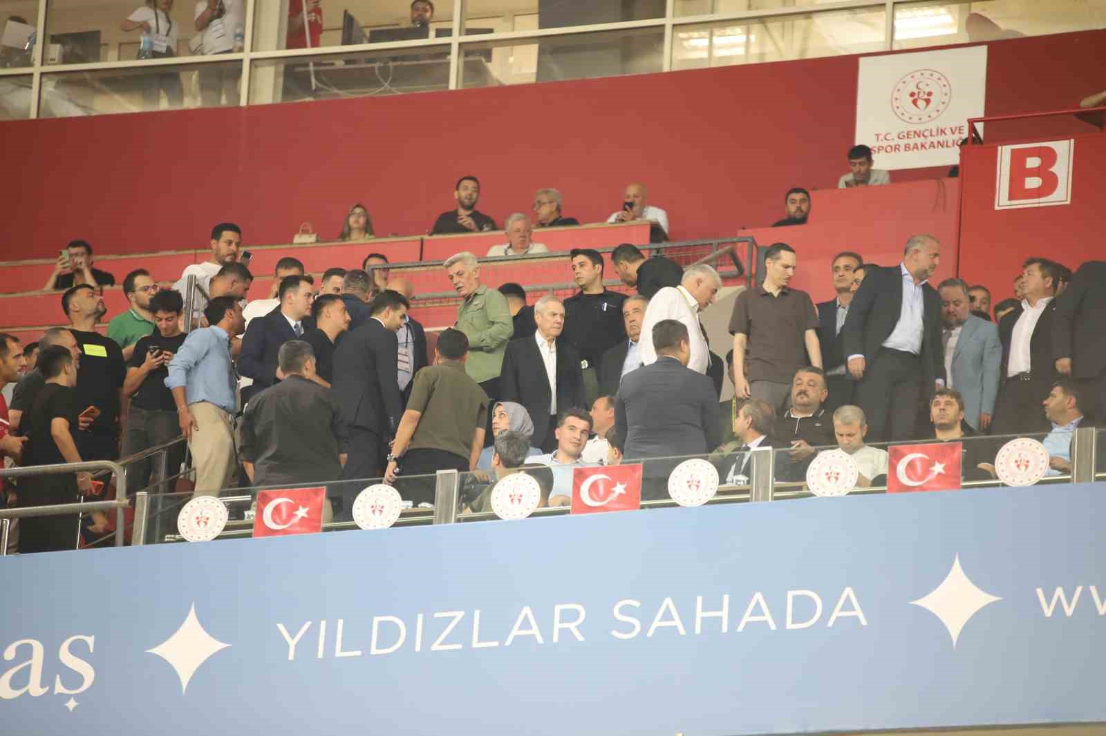 Trendyol Süper Lig: Gaziantep FK: 0 - Fenerbahçe: 0 (Maç devam ediyor)