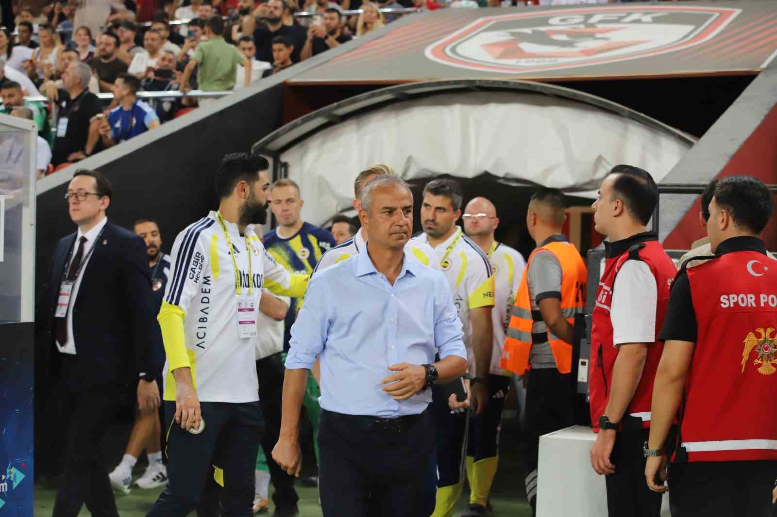 Trendyol Süper Lig: Gaziantep FK: 0 - Fenerbahçe: 0 (Maç devam ediyor)
