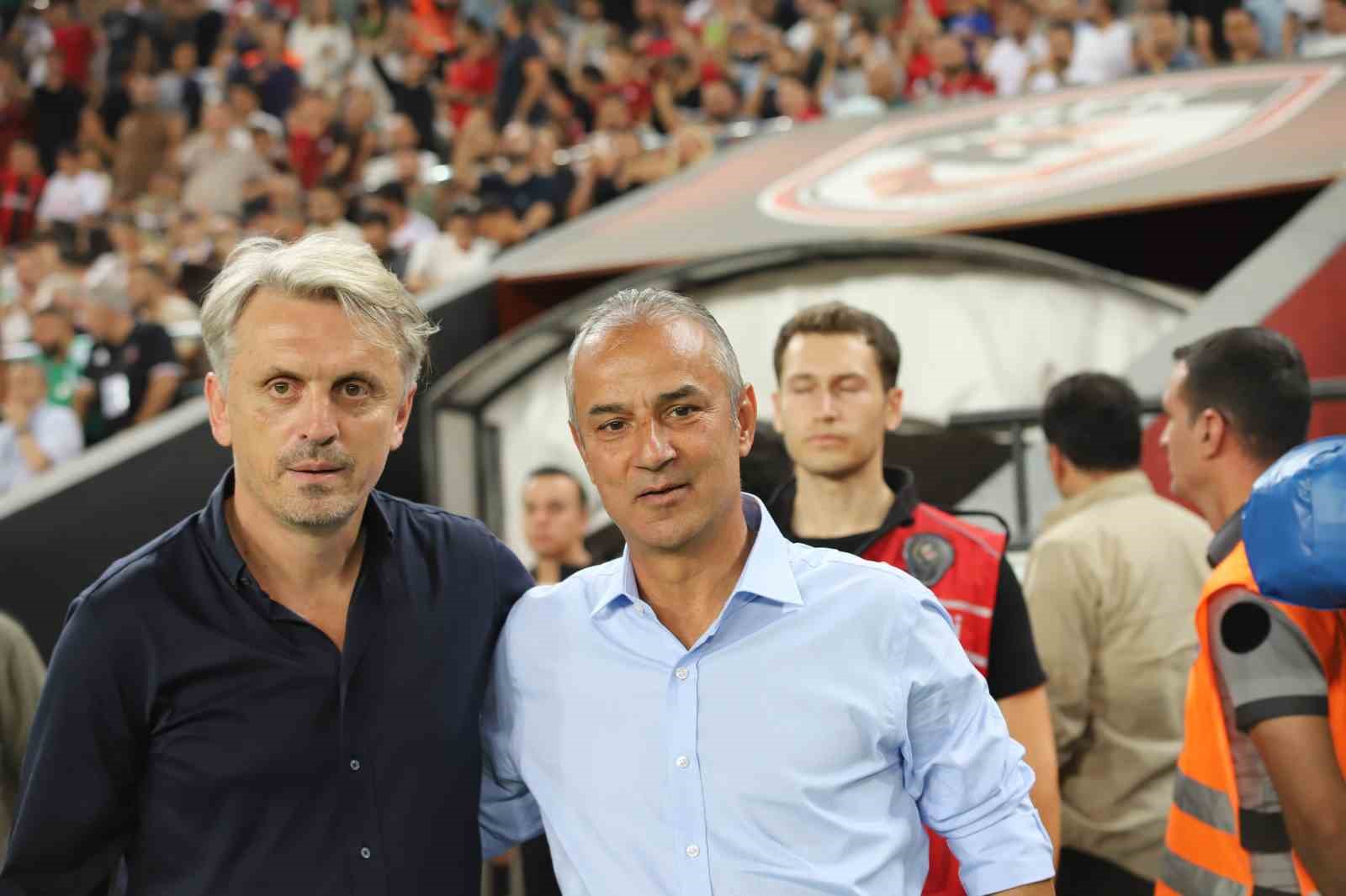 Trendyol Süper Lig: Gaziantep FK: 0 - Fenerbahçe: 0 (Maç devam ediyor)