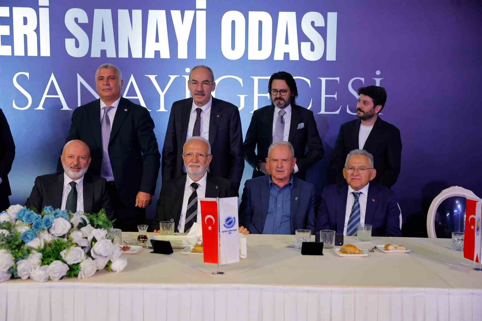 Bakan Bolat: "Her ne suretle olursa olsun kırmız çizgimiz ihracat"