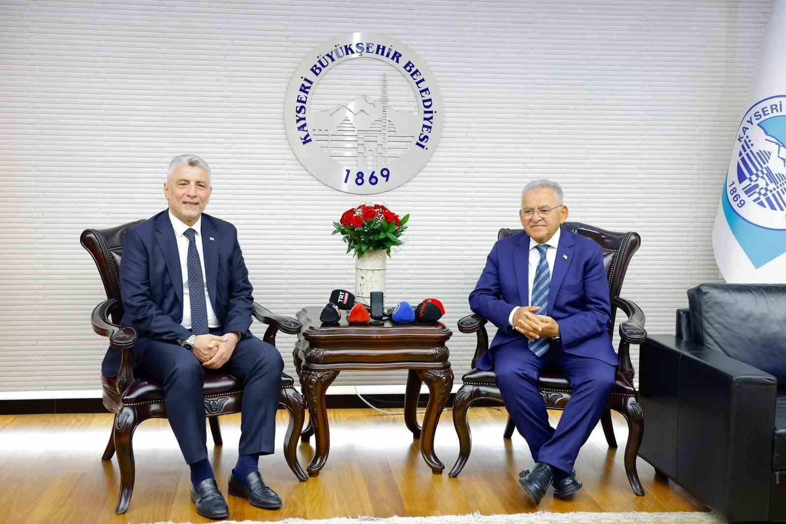 Bakan Bolat: "Her ne suretle olursa olsun kırmız çizgimiz ihracat"