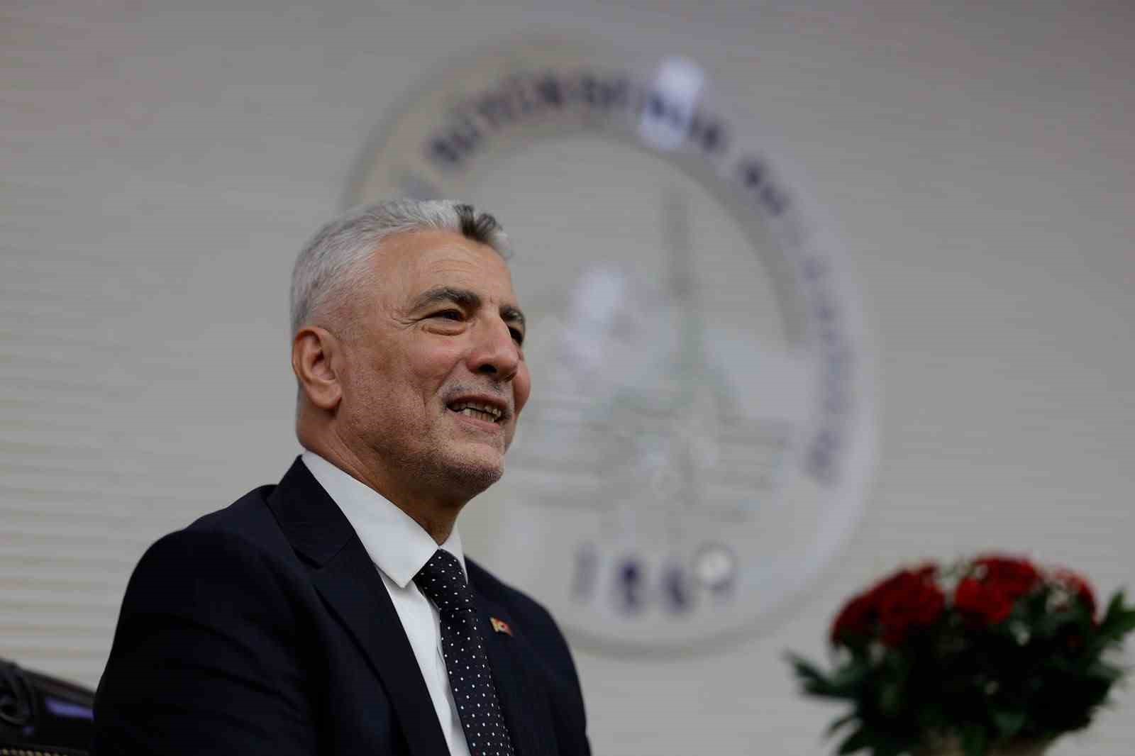 Bakan Bolat: "Her ne suretle olursa olsun kırmız çizgimiz ihracat"