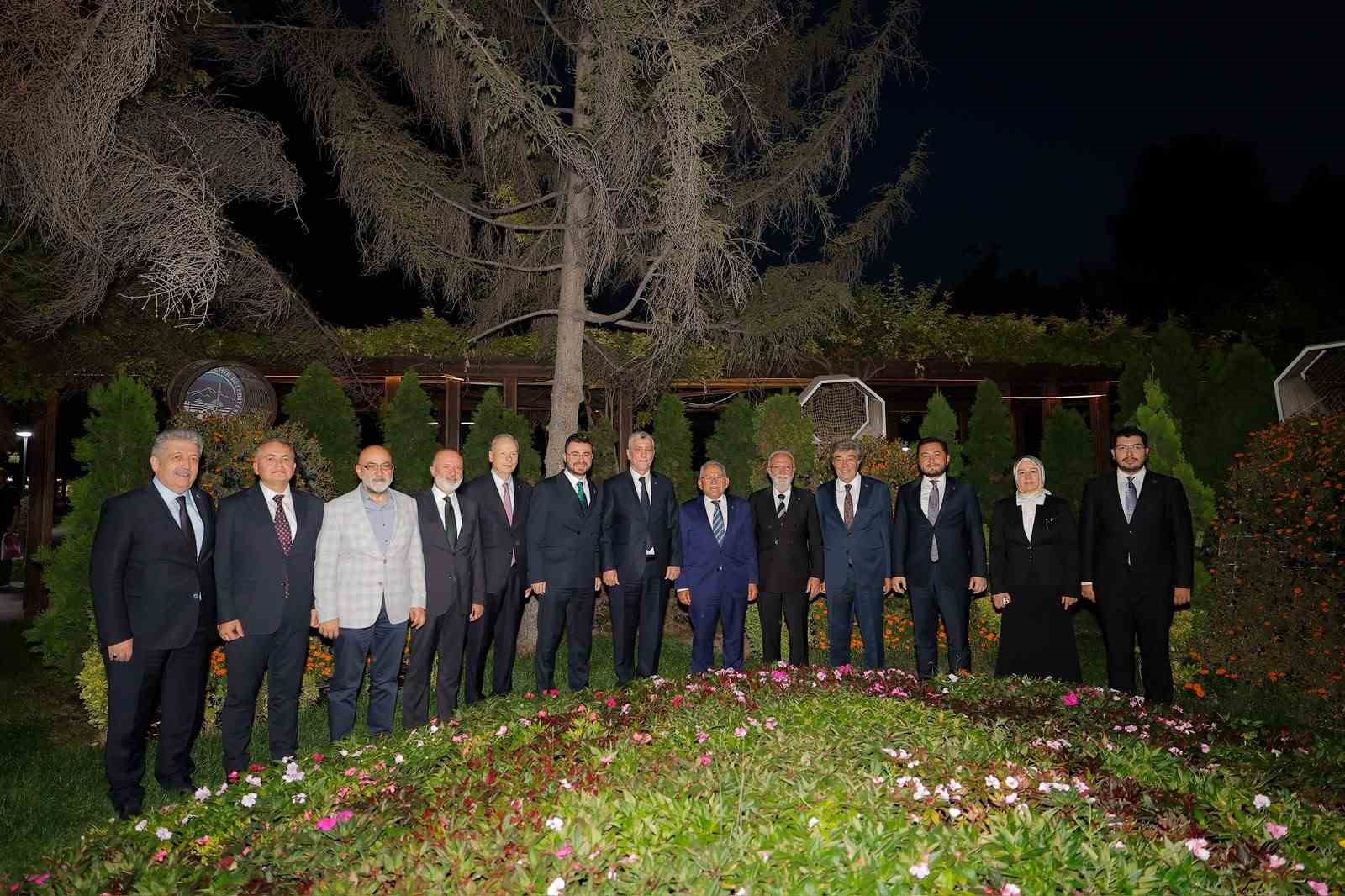 Bakan Bolat: "Her ne suretle olursa olsun kırmız çizgimiz ihracat"