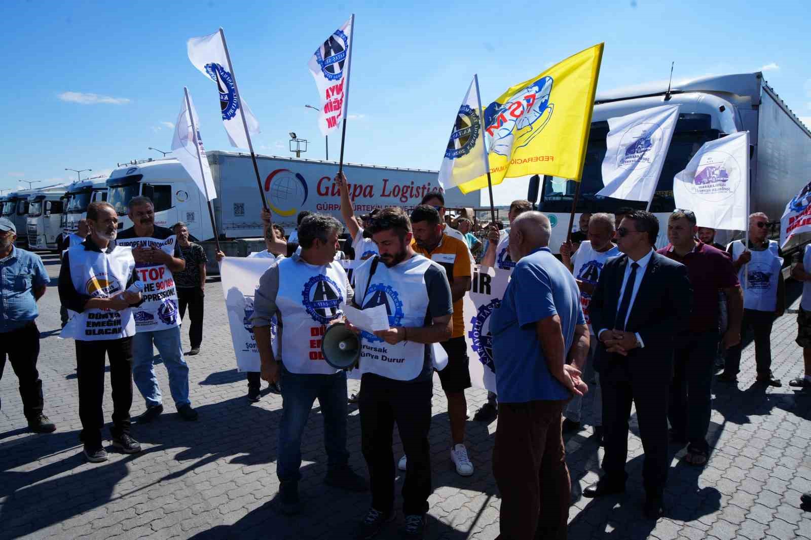 Tır şoförleri Kapıkule’de Schengen vizesi sorununa dikkat çekti