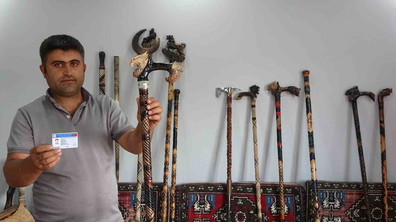 Yozgatlı baston ustasının el emeği eserleri, siyasetçilerin ve gurbetçilerin gözdesi oldu