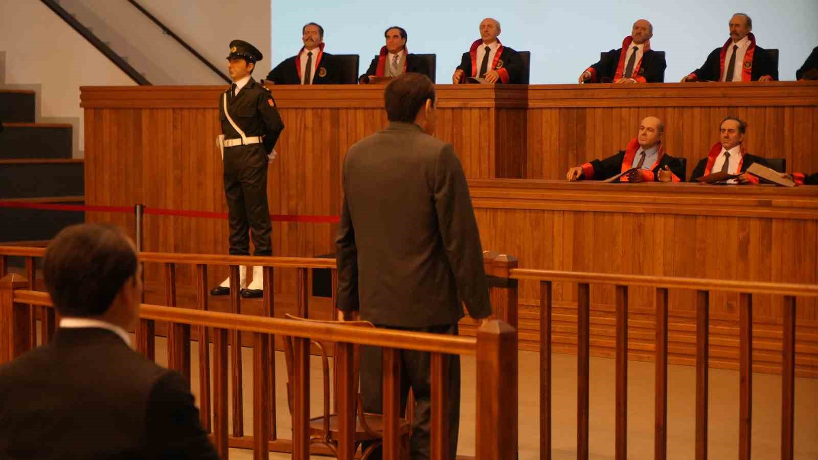 1960 darbesinin izleri "Demokrasi ve Özgürlükler Adası"nda