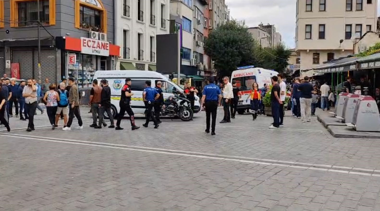 Fatih’te döviz bürosunda silahlı kavga: 2 ölü, 2 yaralı