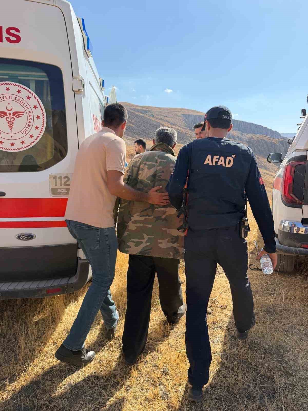 Pervari’de kaybolan zihinsel engelli vatandaş kayalıklarda sağ bulundu