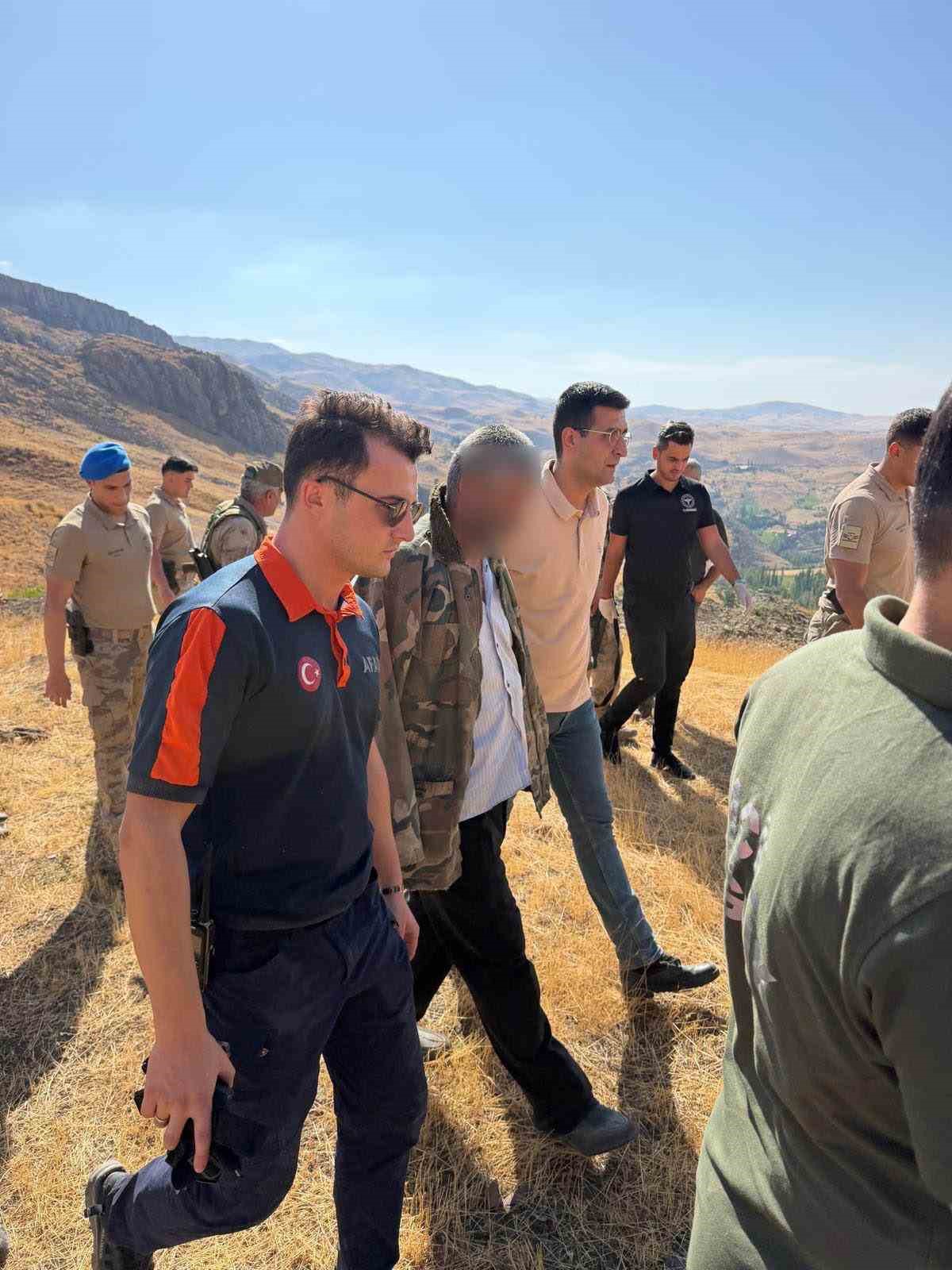 Pervari’de kaybolan zihinsel engelli vatandaş kayalıklarda sağ bulundu