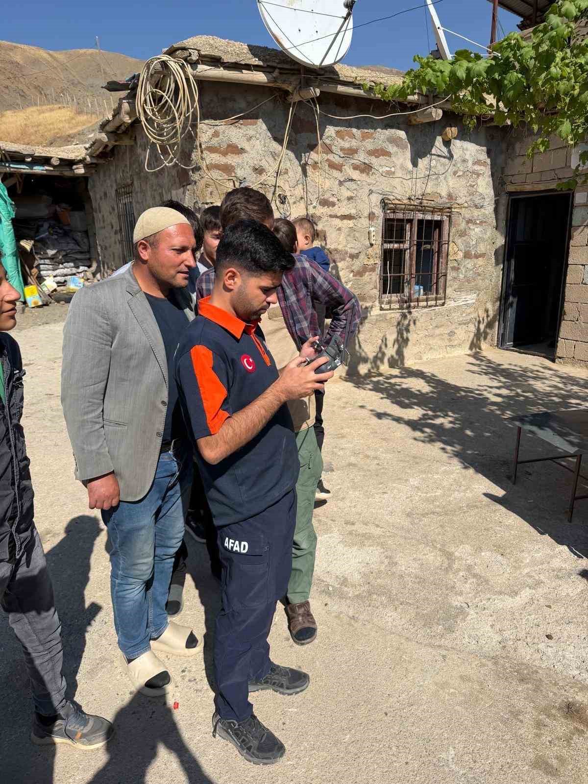 Pervari’de kaybolan zihinsel engelli vatandaş kayalıklarda sağ bulundu