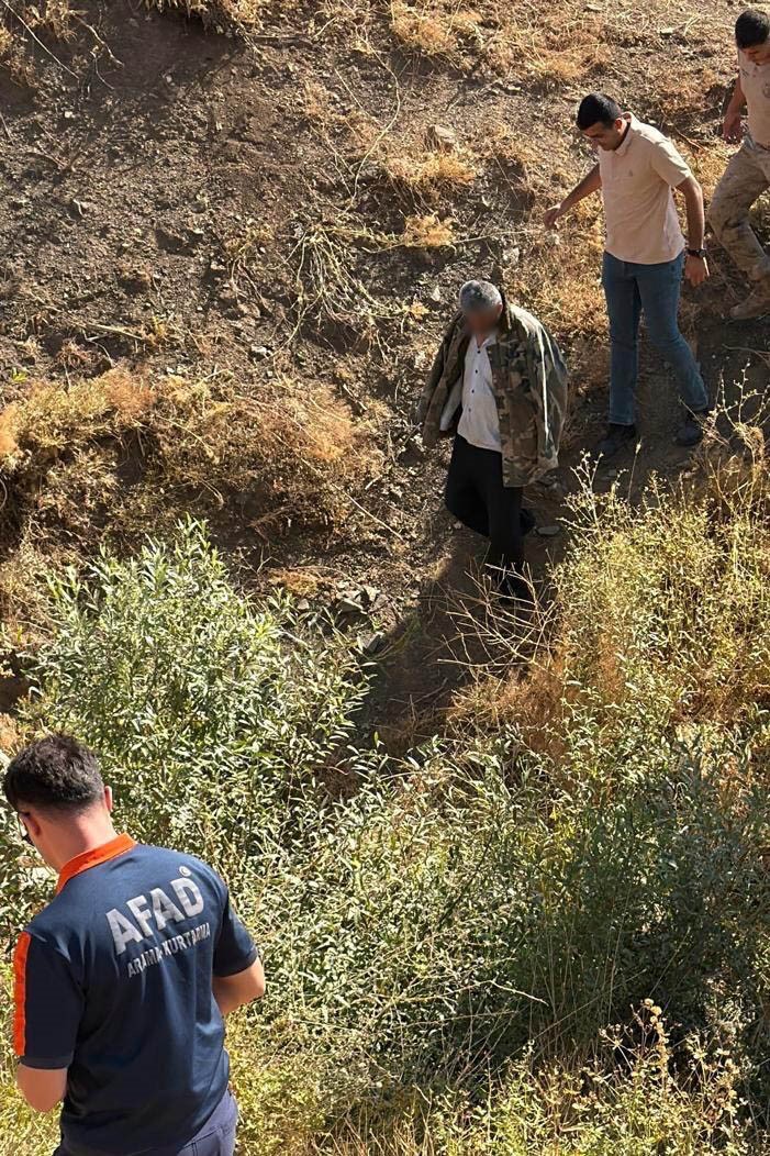 Pervari’de kaybolan zihinsel engelli vatandaş kayalıklarda sağ bulundu