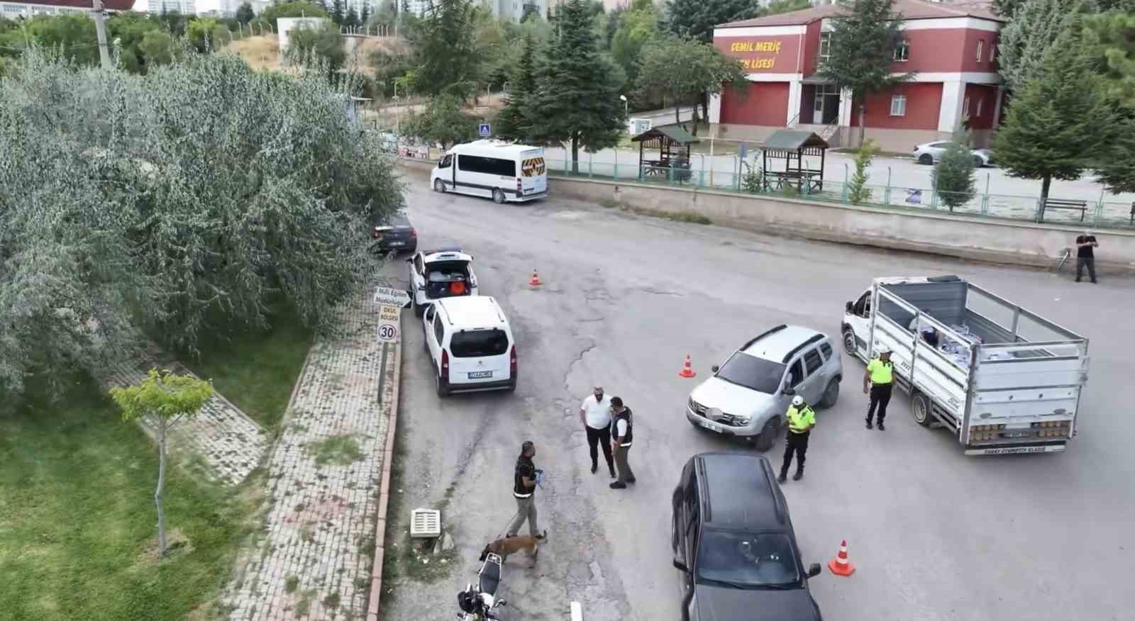 Elazığ’da ehliyetsiz sürücüye 81 bin TL ceza