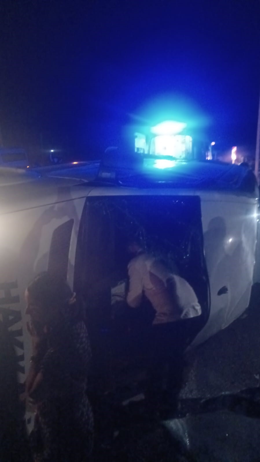 Van’da yolcu minibüsü devrildi: 9 yaralı