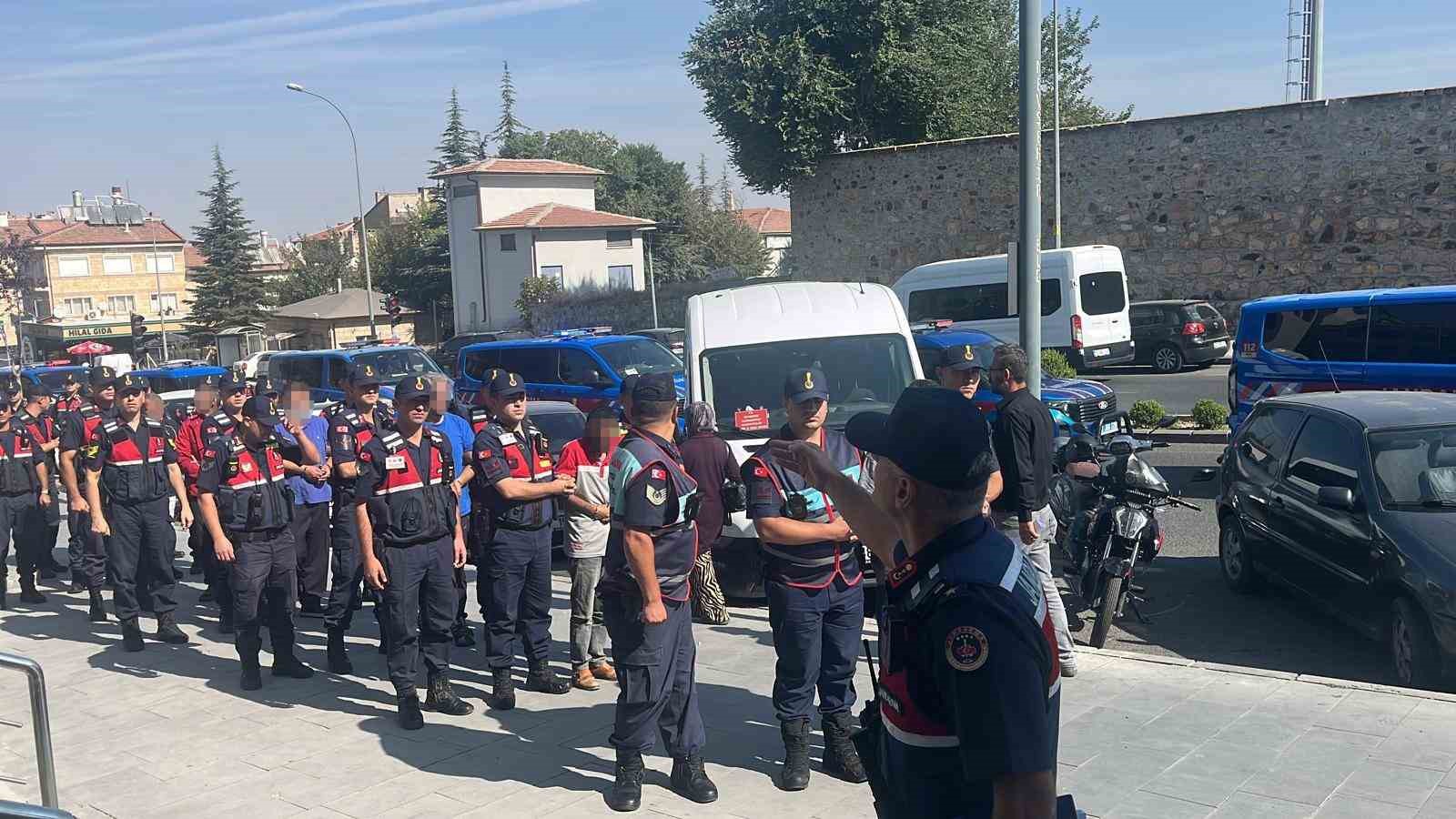 18 yıl sonra yeniden açılan cinayet dosyasında 4 tutuklama