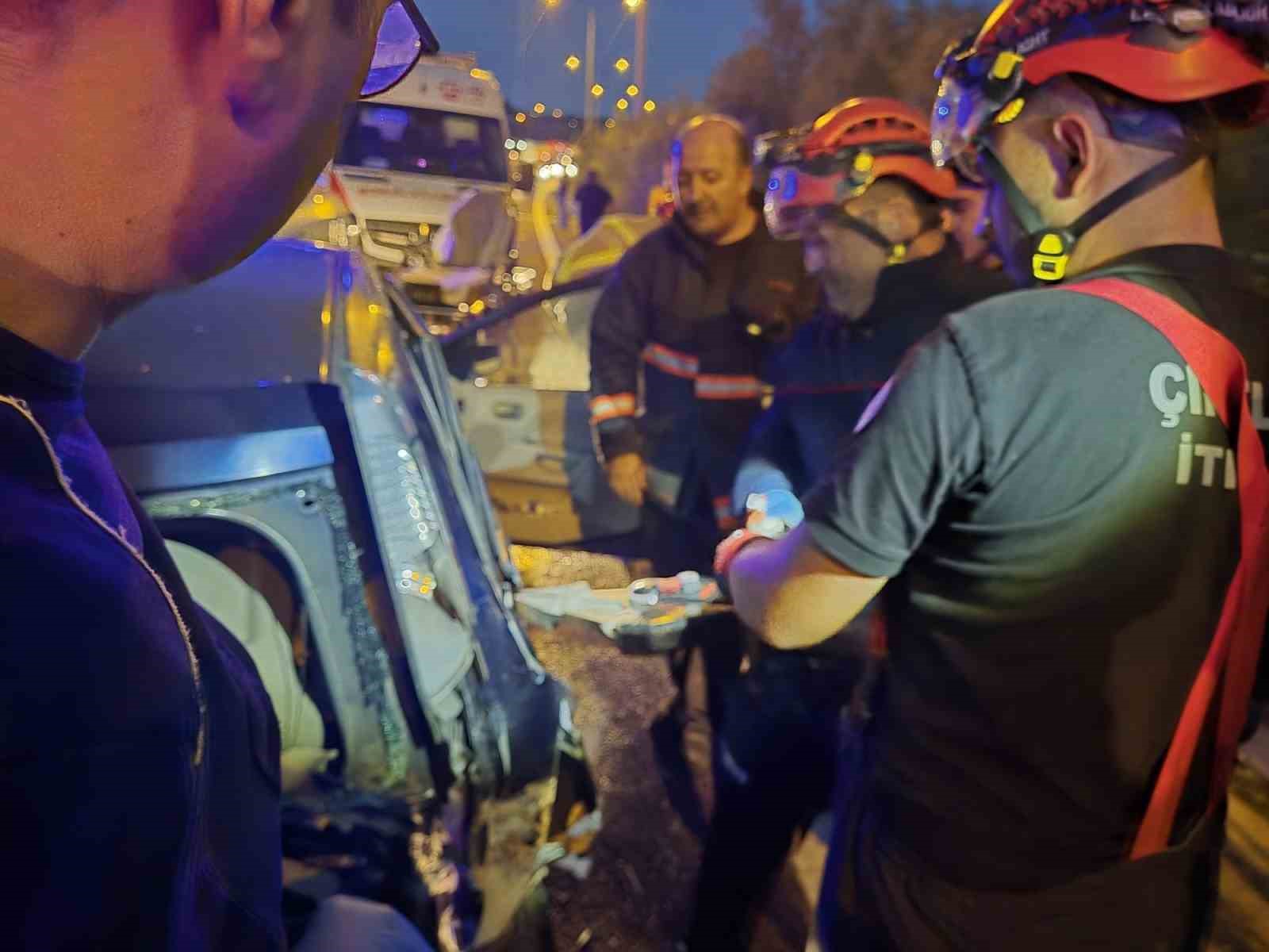 İstanbul-İzmir Otoyolu’nda zincirleme kaza: 11 yaralı