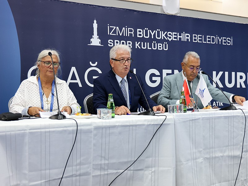 İzmir Büyükşehir Belediyesi Spor Kulübü’nde Berkhan Alptekin güven tazeledi