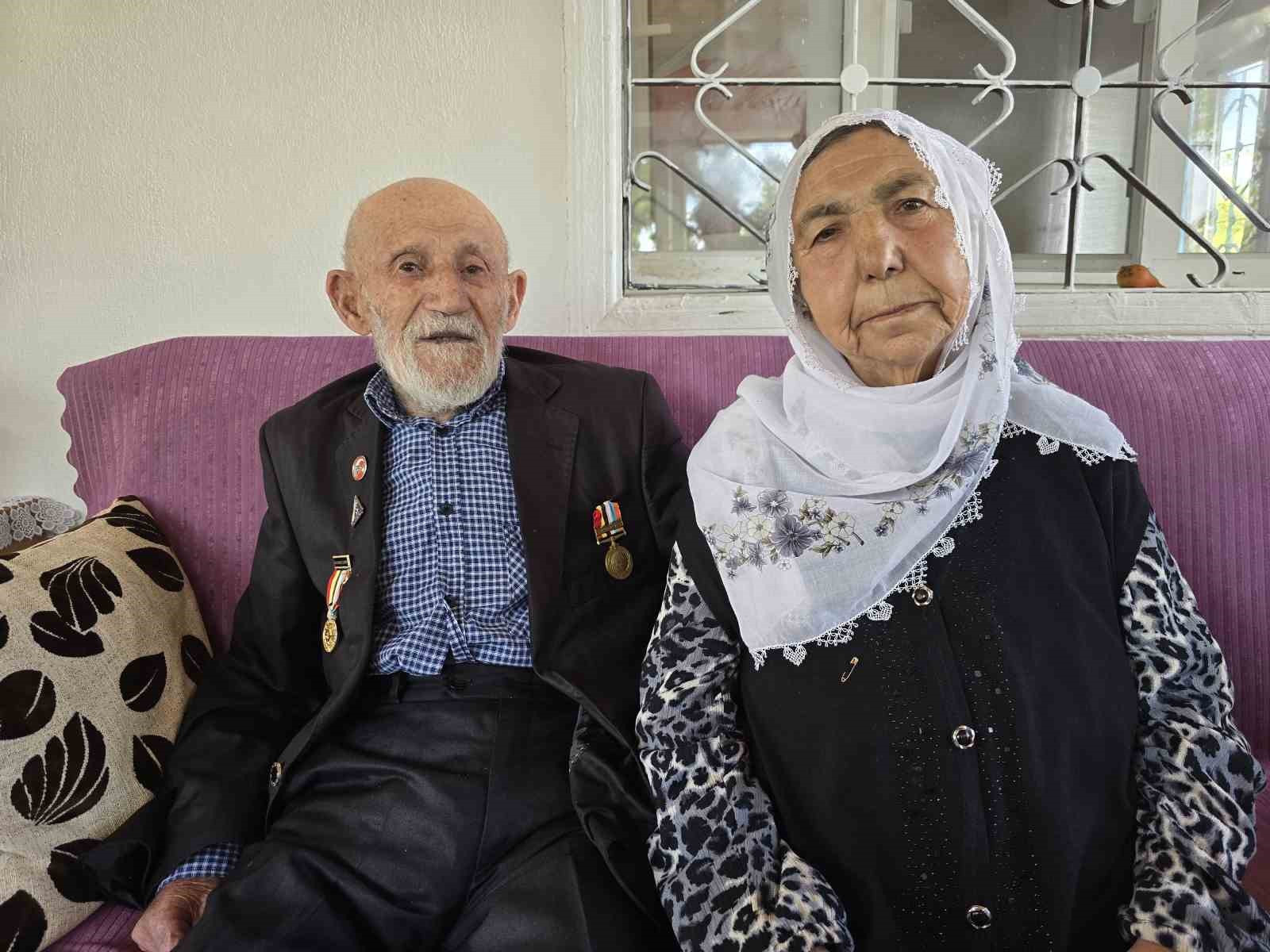 96 yaşındaki Kore Gazisi, hatıralarını gözyaşlarıyla anlattı