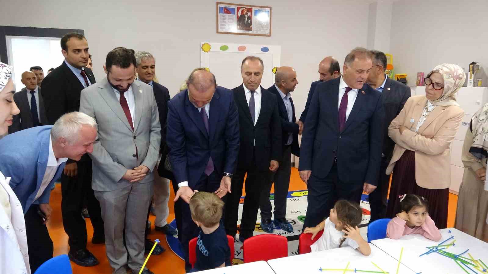 Sancaktepe’de 3 çocuk gelişim merkezi hizmete açıldı