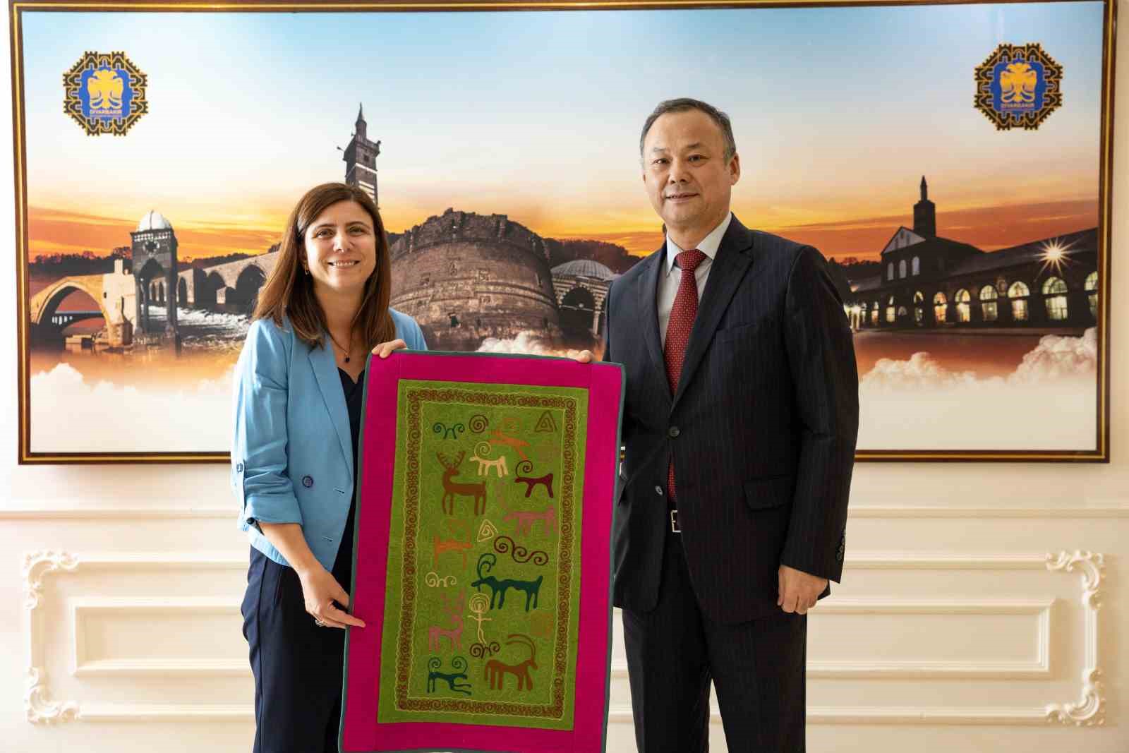 Kırgızistan’ın Ankara Büyükelçisi’nden DBB’ye ziyaret