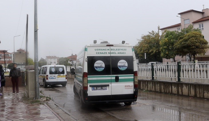 Çorum’da kadın cinayeti: Eski eşini silahla öldürüp intihar etti