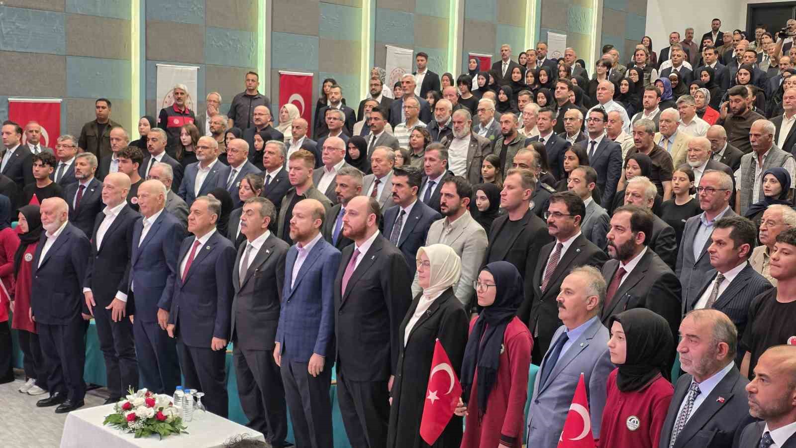 Bakan Tekin: "Değişikliklerin neticesinde uluslararası göstergelerde çıtamız yukarıya doğru çıkmaya başladı"