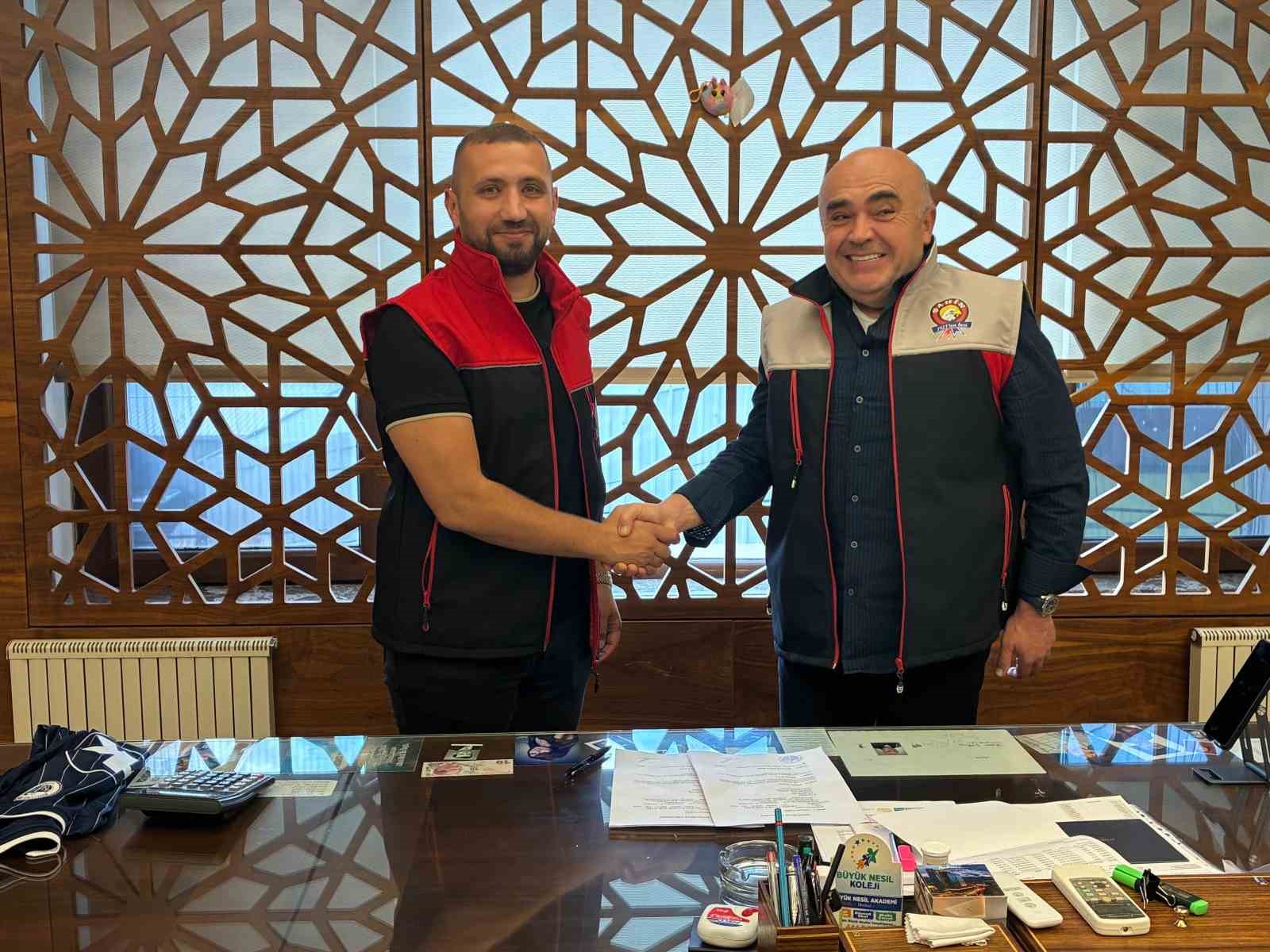 Fazlıoğlu ailesinden omuz omuza sponsorluk anlaşması