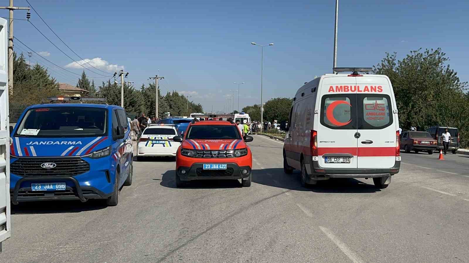 Elazığ’da 2 kişinin öldüğü feci kazanın kamera görüntüleri ortaya çıktı