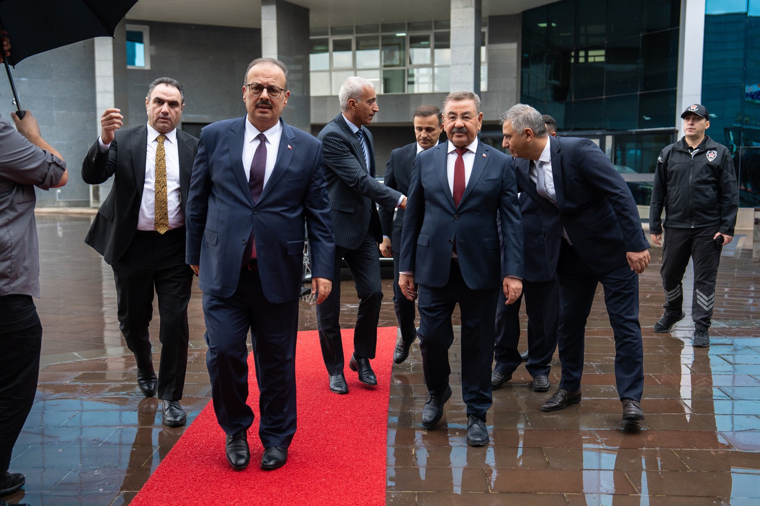 Vali Canbolat’tan Gölbaşı Belediyesine ziyaret