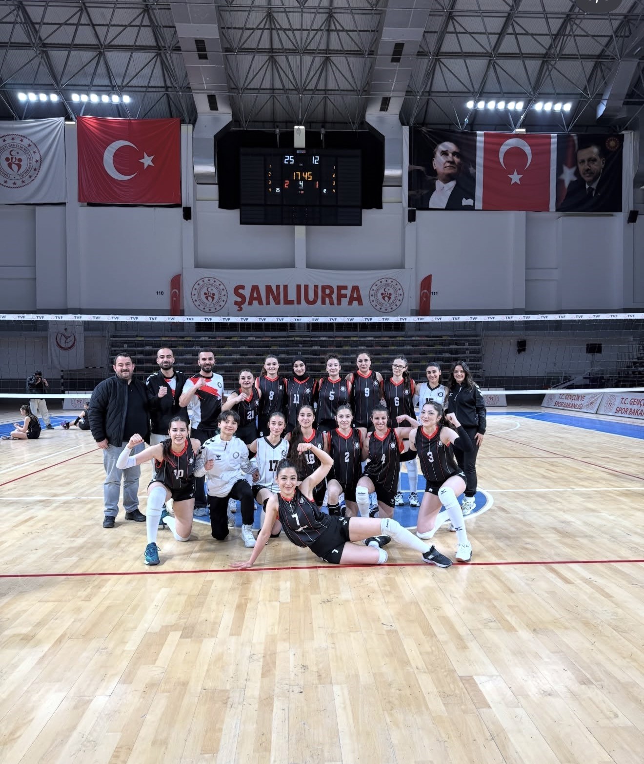 Siverek Belediyespor’un ardından kadın voleybol takımı da ligden çekildi