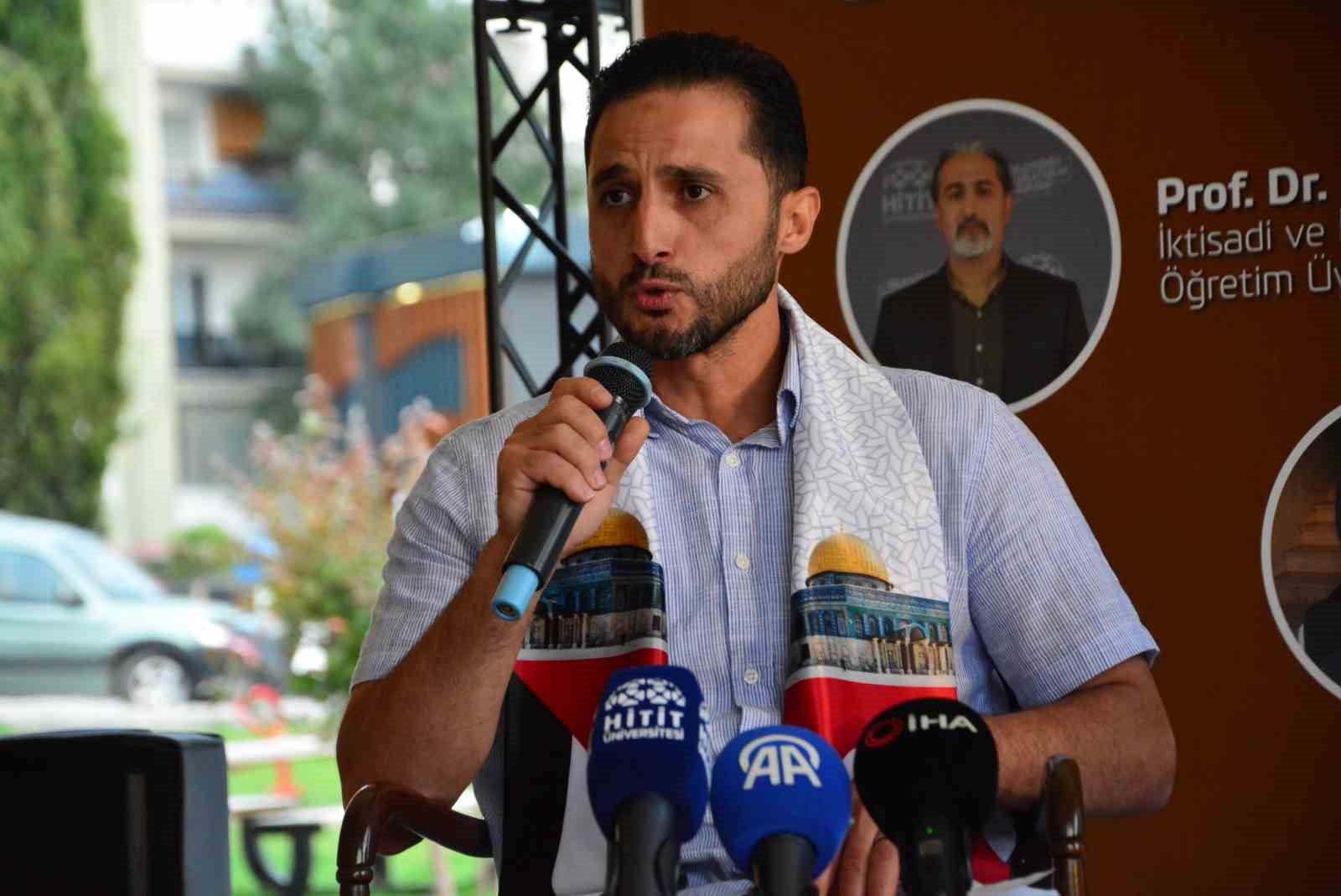 Gazzeli öğrenciden duygulandıran sözler: "Gazze’de her öğrenci sadece iyi bir üniversitede okumak istiyor"