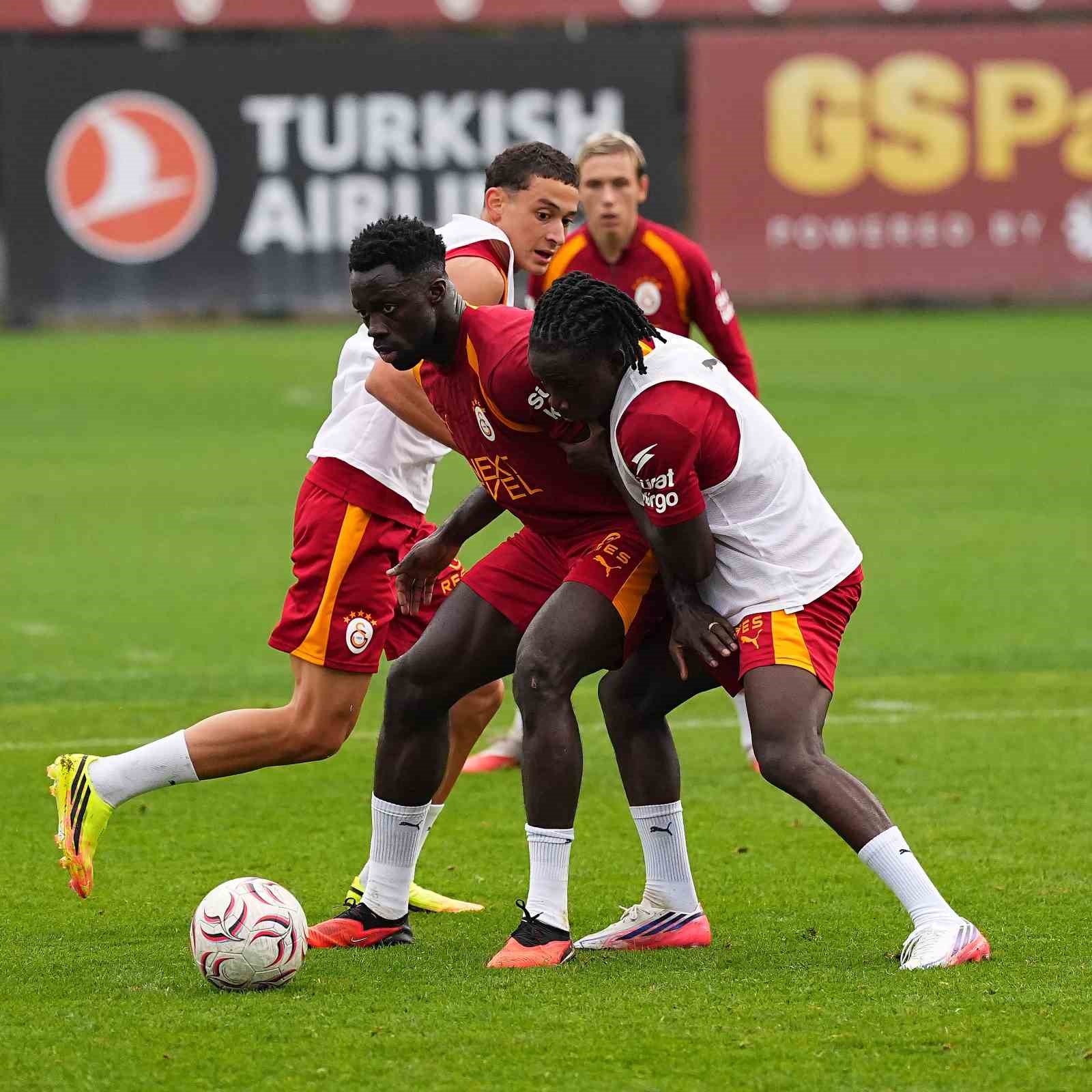 Galatasaray, Trabzonspor maçı hazırlıklarını sürdürdü
