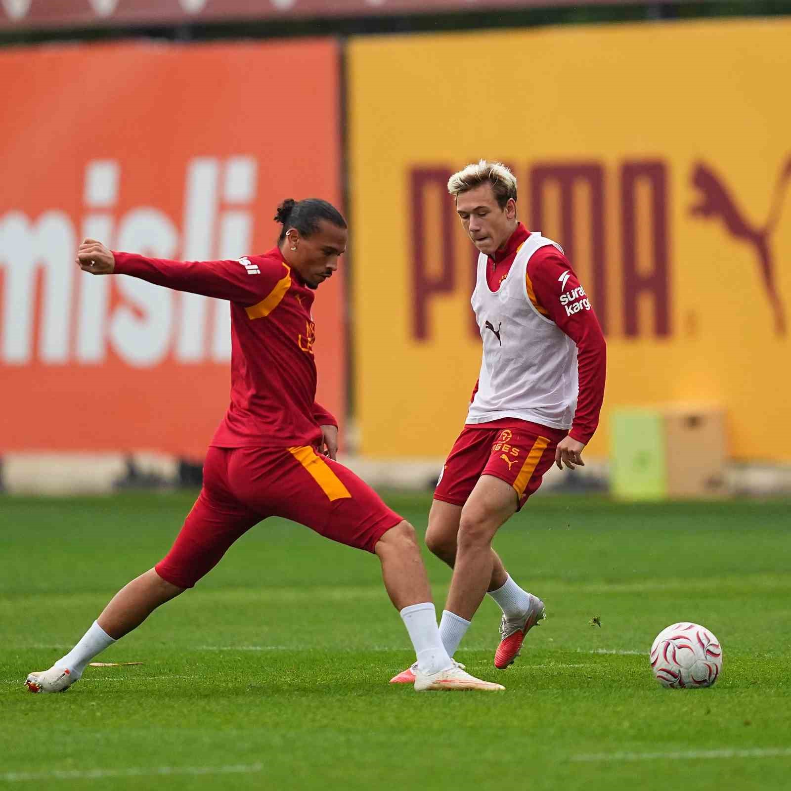 Galatasaray, Trabzonspor maçı hazırlıklarını sürdürdü