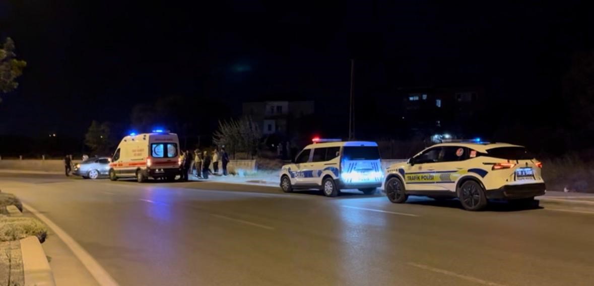 Kayseri’de kontrolden çıkan otomobil duvara çarptı: 1 yaralı