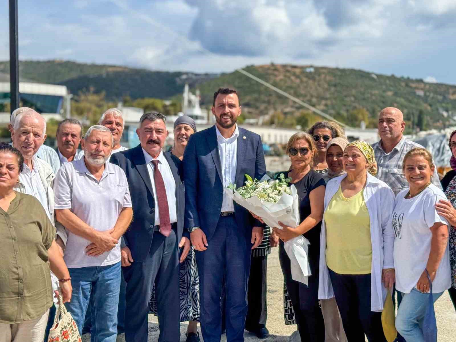Öztaylan, Marmara Adaları’nda esnaf ve vatandaşlarla buluştu