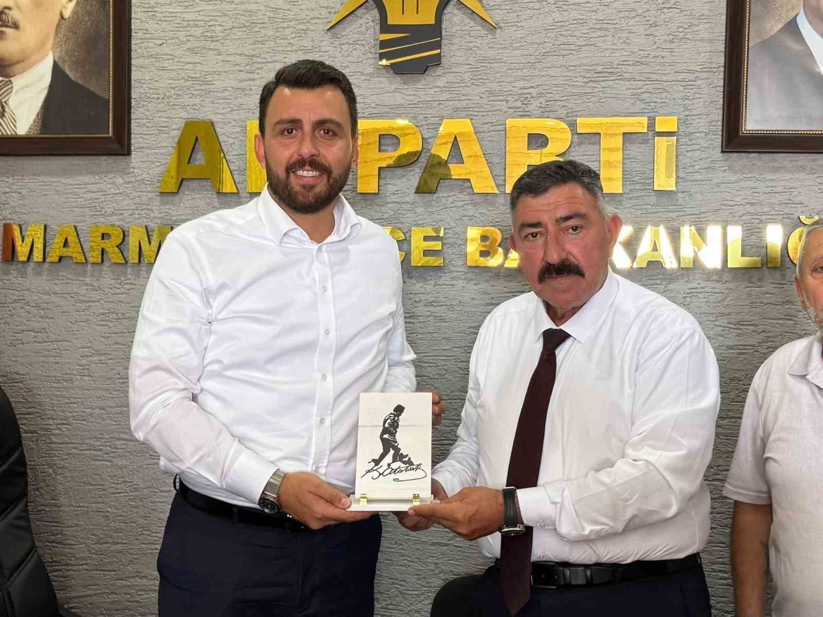 Öztaylan, Marmara Adaları’nda esnaf ve vatandaşlarla buluştu