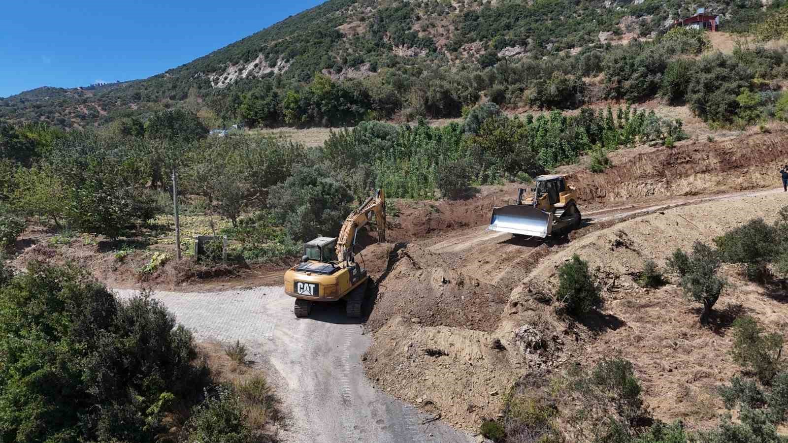 Benlidere’de ulaşımı rahatlatacak yol çalışması başlatıldı