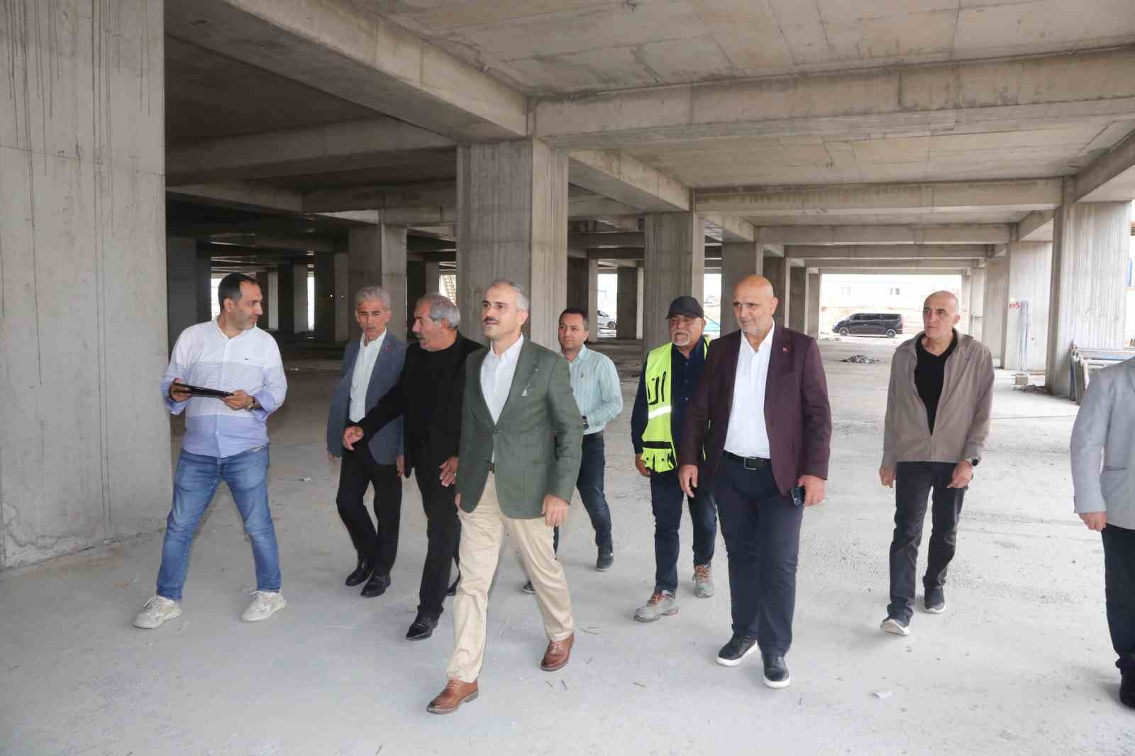Çayırova’da yapımı süren 200 yataklı devlet hastanesi yükseliyor