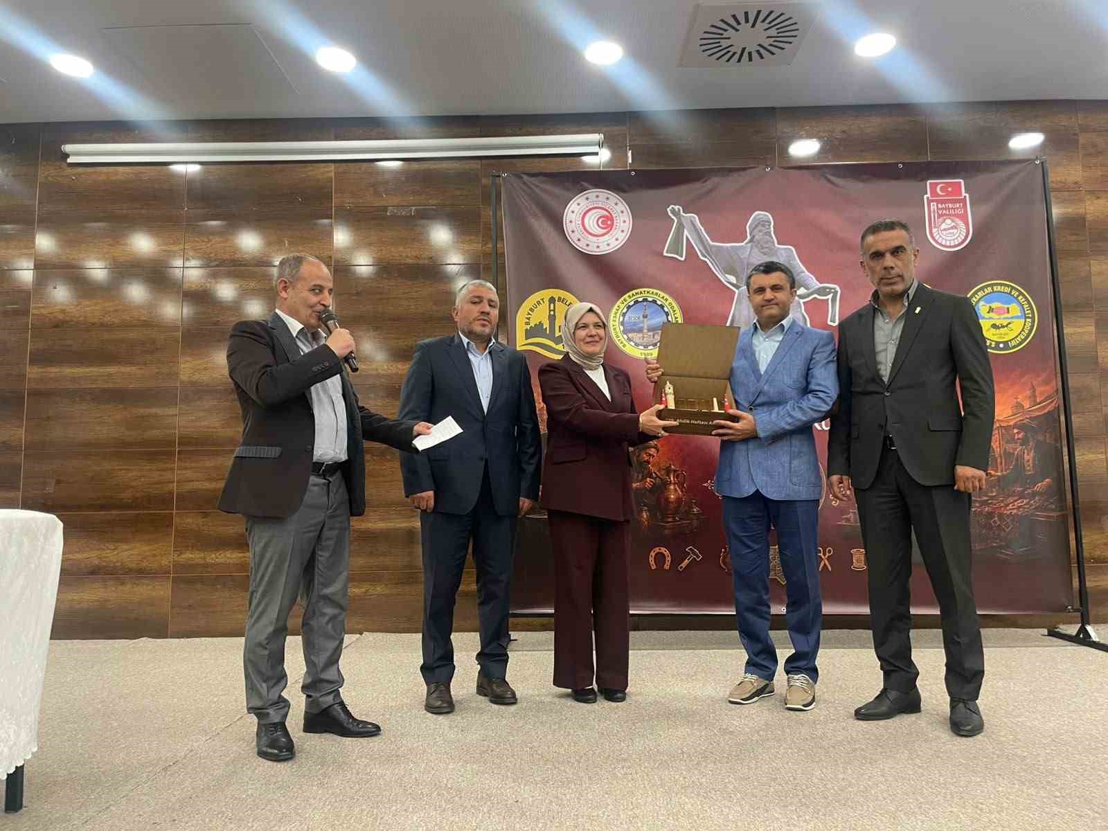 Bayburt’ta öğrencilere ‘Ahilik Kültürü’ anlatıldı