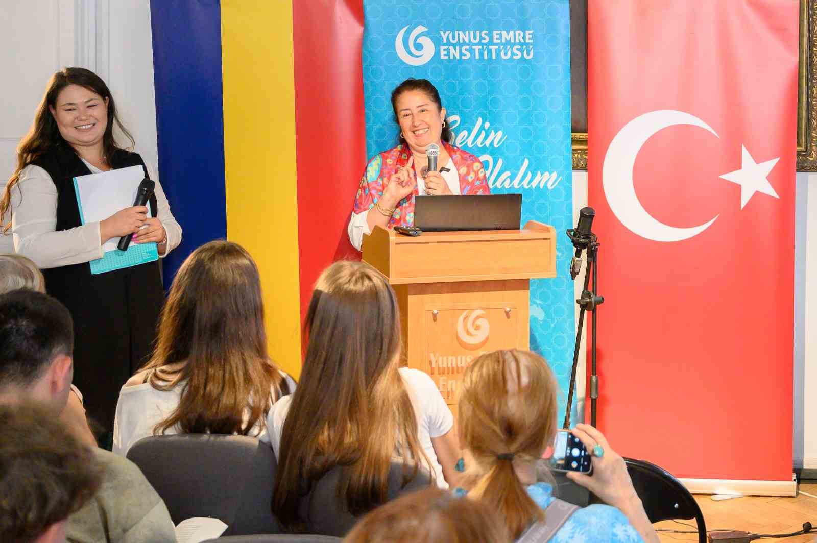 Baki’nin şiir dünyası Bükreş’te edebiyatseverlerle buluştu
