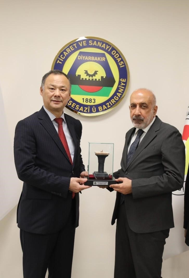 DTSO’da Kırgızistan zirvesi: Karşılıklı işbirliği için ortak çağrı yapıldı
