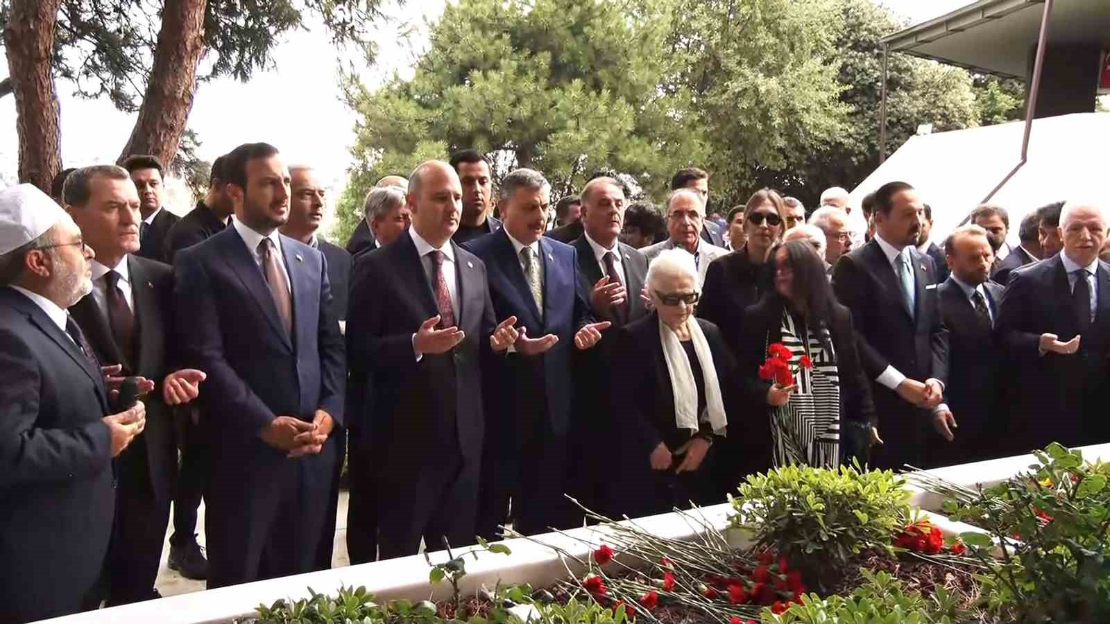 Eski İçişleri Bakanı İsmail Namık Gedik’in naaşı, Adnan Menderes Anıt Mezarı’nın bulunduğu alana nakledilecek