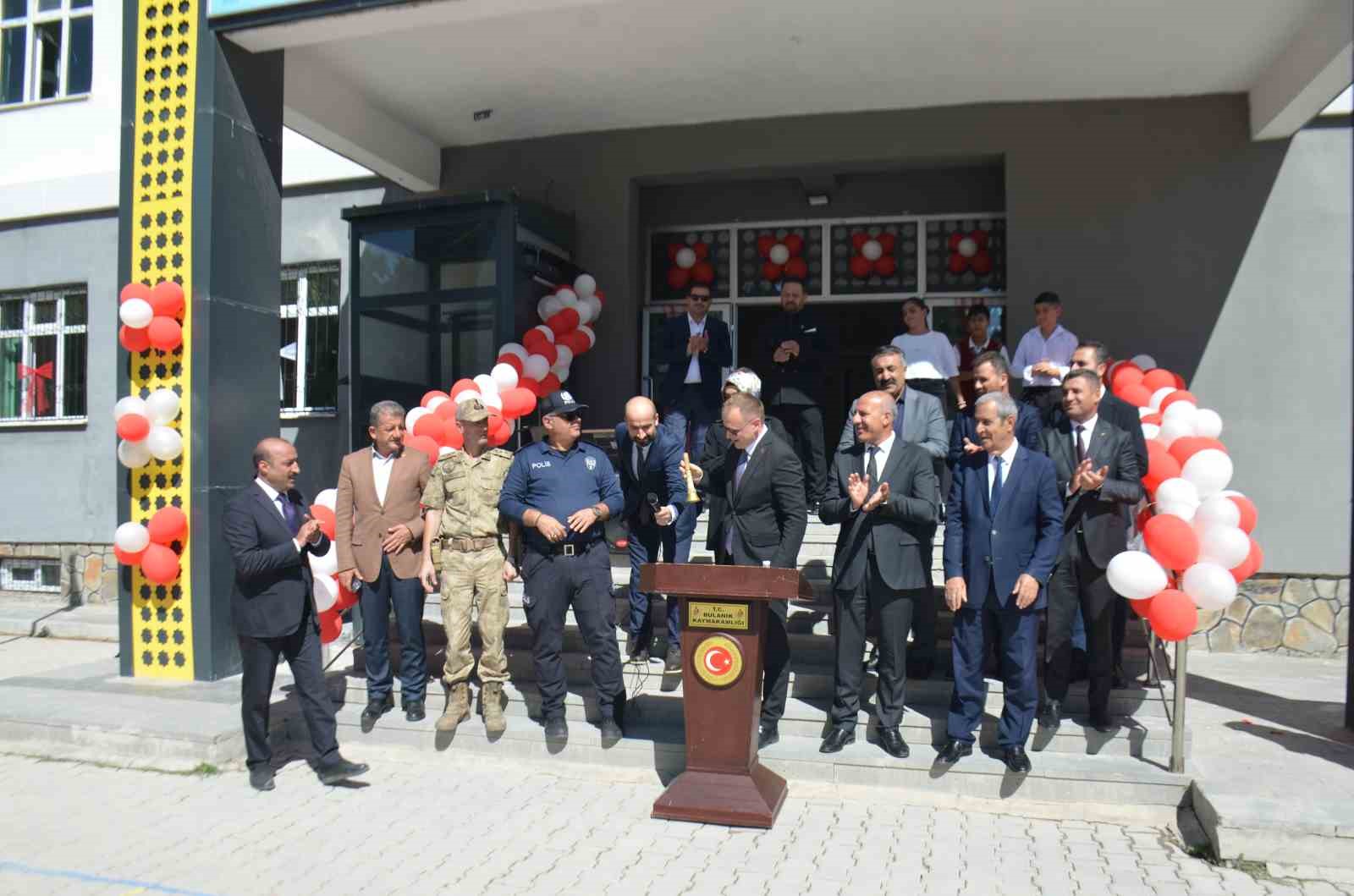 Bulanık’ta İlköğretim Haftası kutlandı